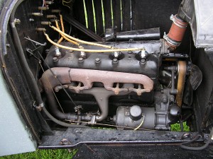 When rebuilding a Ford Model T like this, remember that the engine is the heart of the car.