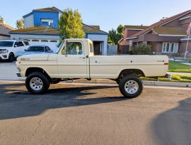 1972 Ford F250 Hi Boy 4x4