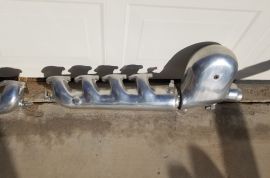 exhaust manifolds 