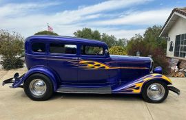 1933  Studebaker Rockne sedan 