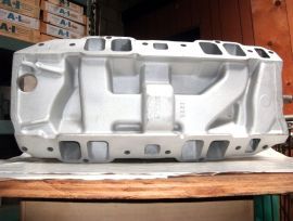 4150 Holley 950CFM + Edelbrock 454R Victor Jr Mani