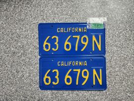 1971 California Commercial License Plates, DMV  