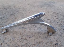 Hood ornament 