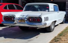 1960 Ford Thunderbird 