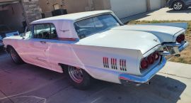 1960 Ford Thunderbird 