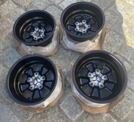 Porsche 911 15×9″ and 15×11″ Fuchs Wheels
