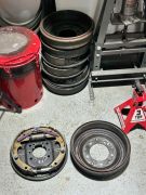 Drum brakes and backing plates, new rebuilt