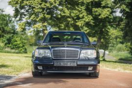 1995 Mercedes Benz  E500 